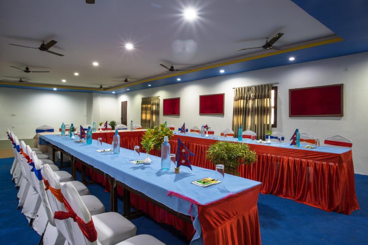 Siddhartha Hotel, Tikapur المظهر الخارجي الصورة